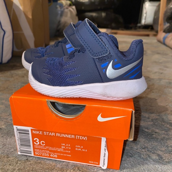 Nike Star Runner size 3 - Picture 1 of 3